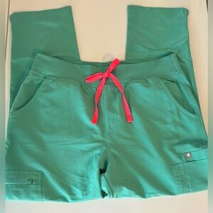 Figs Yolo Scrub skinny pants- surgical green! Size LP